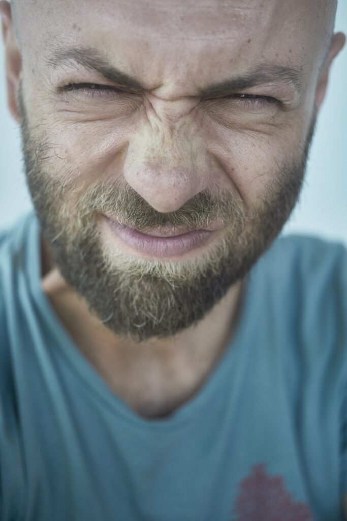 まつげを伸ばすことで男性モテに効果はあるのか？