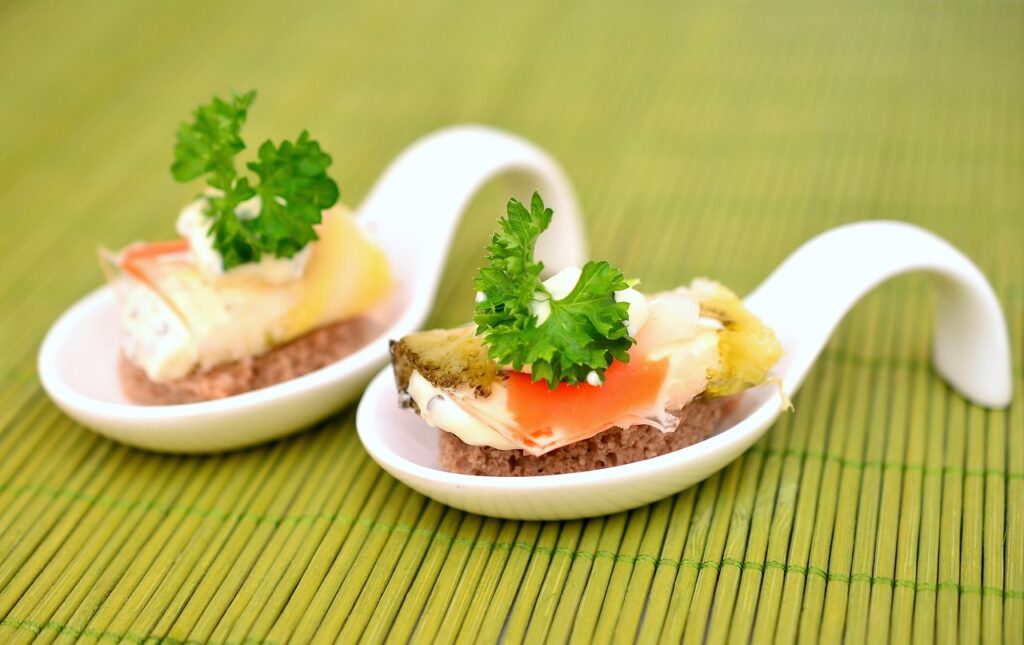 まつ毛が伸びる食事メニューにはどんなものがある？