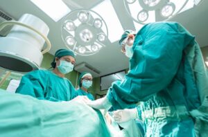まつ毛育毛に効果的な医療用薬の比較は？