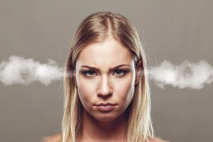 まつ毛育毛に関するトラブルを相談する際のポイントは？